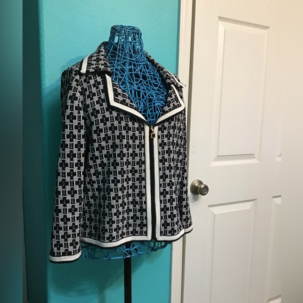 St. John Black and White Patterned Jacket
